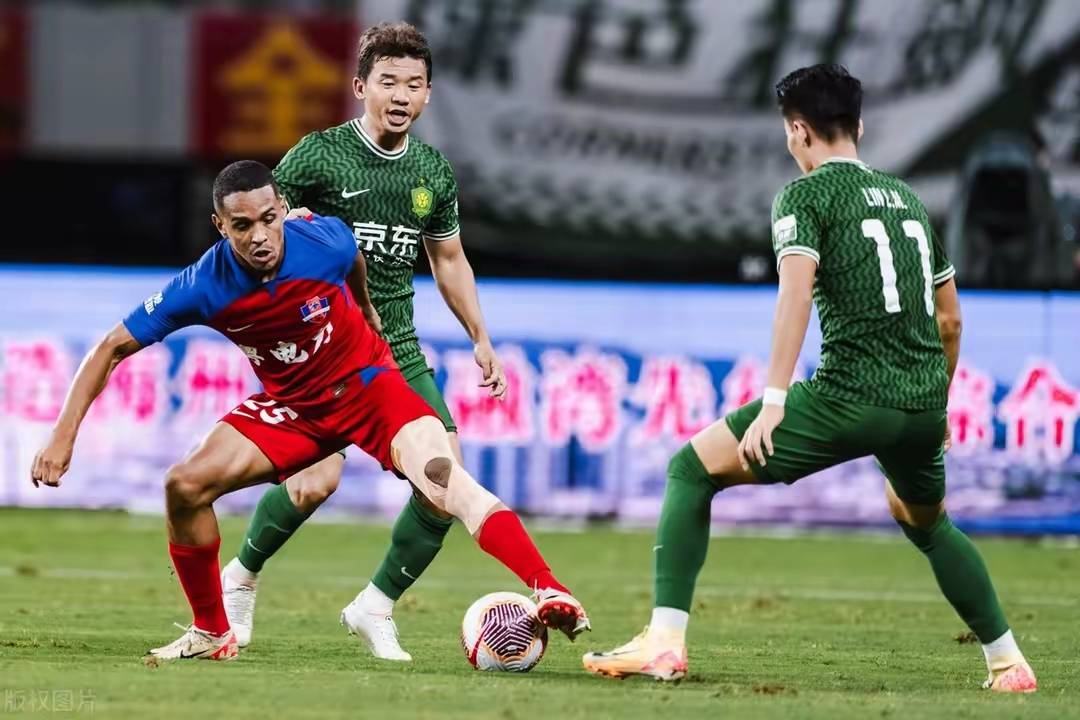 亚泰客场险胜国安：豪取三分，保级形势稍有缓解的简单介绍