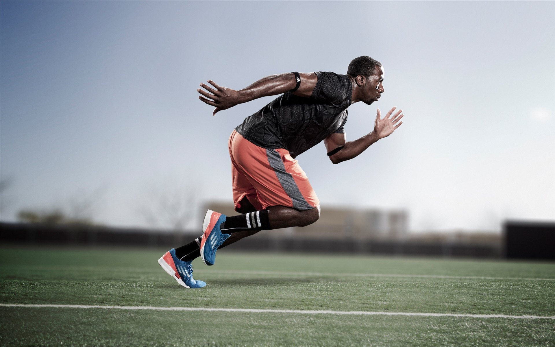 菲尼克斯太阳士气爆棚，法甲季后赛遇上丹佛掘金，目标明确直指晋级